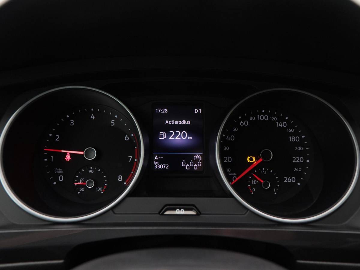 Volkswagen Tiguan Allspace Volkswagen Tiguan Allspace 1.5 TSi 150 Pk Automaat Elegance 7-Persoons | Adaptive Cruise | Full Led | Camera | Stoel Verwarming | 18 Inch | 33.070 Km!!