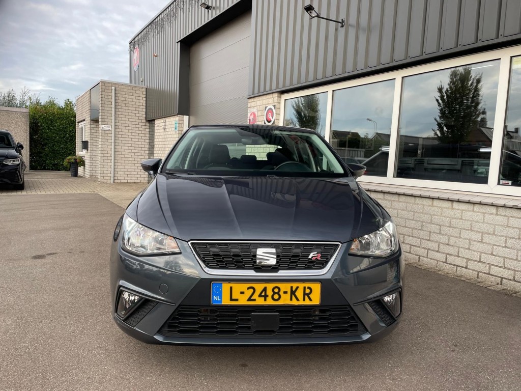 SEAT Ibiza Seat Ibiza 1.0 TSI Business intense, Stoelverwarming, Stuurwielbediening, DAB+, PDC