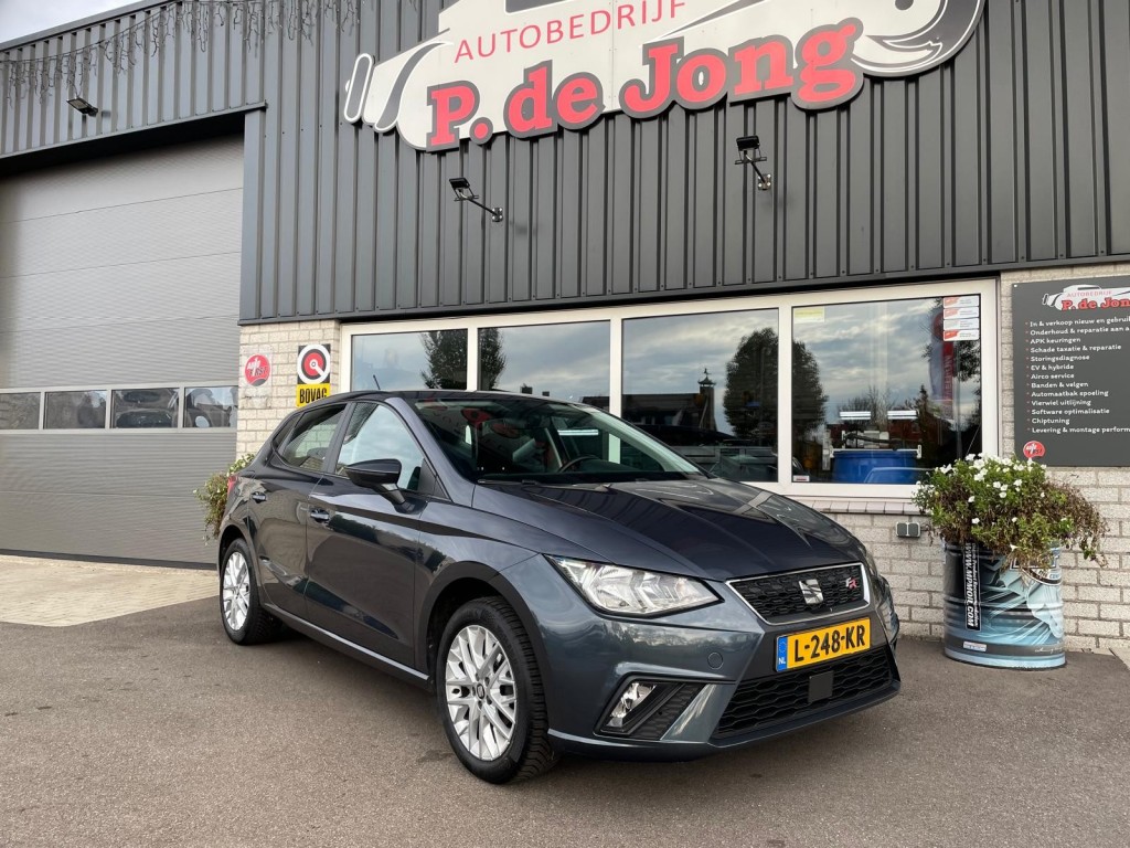 SEAT Ibiza Seat Ibiza 1.0 TSI Business intense, Stoelverwarming, Stuurwielbediening, DAB+, PDC