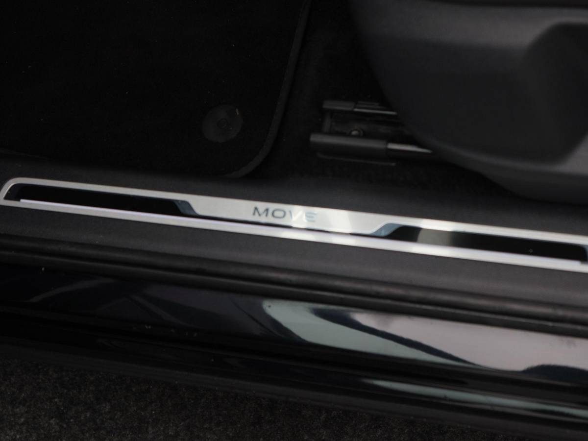 Volkswagen Tiguan Allspace Volkswagen Tiguan Allspace 1.5 TSi 150 Pk Automaat Move 7p. | Trekhaak | Panorama Dak | Adaptive Cruise | Camera | Stoelverwarming| 18 Inch | 34.080 Km !!