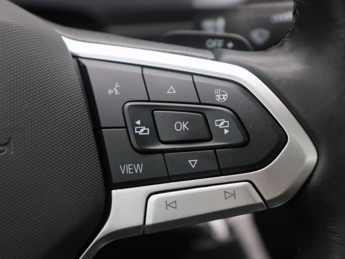 Volkswagen Tiguan Allspace Volkswagen Tiguan Allspace 1.5 TSi 150 Pk Automaat Move 7p. | Trekhaak | Panorama Dak | Adaptive Cruise | Camera | Stoelverwarming| 18 Inch | 34.080 Km !!