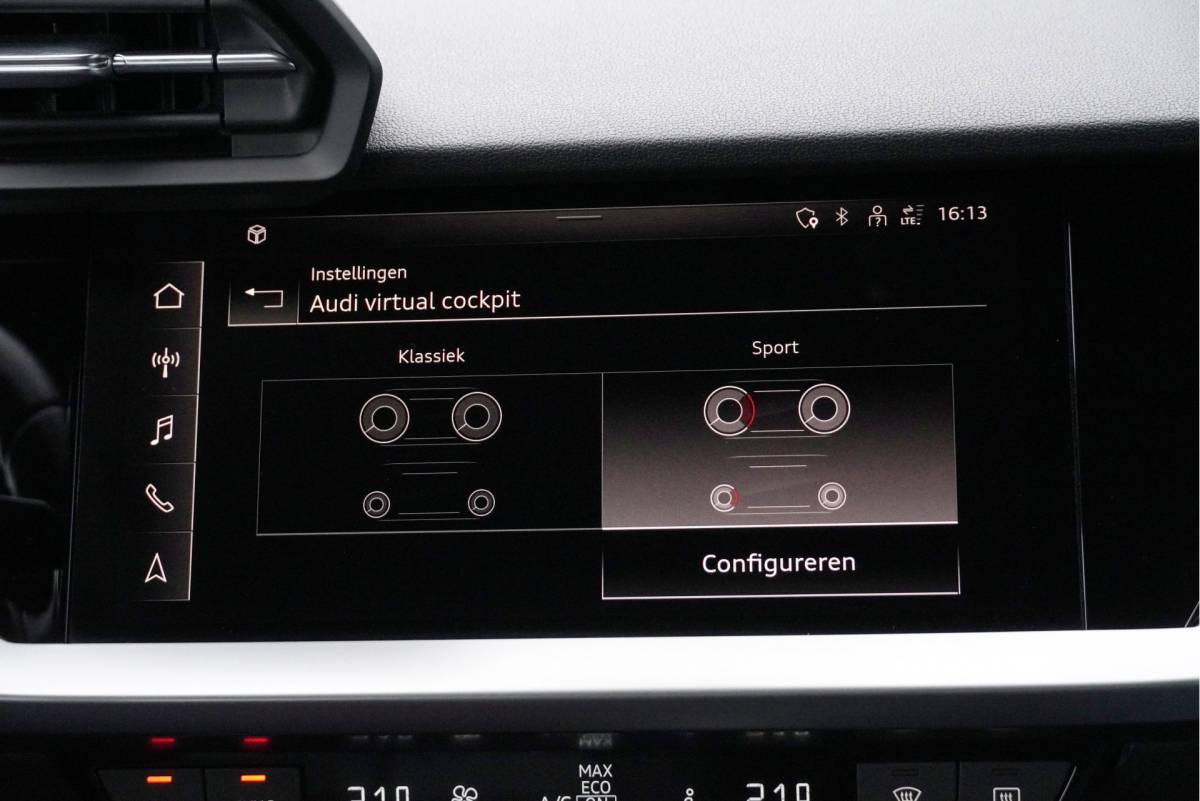 Audi A3 Audi A3 Sportback 35 TFSI 150PK! Automaat 5drs Business Edition BJ2020 Lmv 17″ | Led V+A | Pdc | Navi | Dynamische knipperlichten | Afneembare trekhaak | App-Connect | Virtual cockpit | Climate control | Cruise control | Sportstoelen | Getint glas