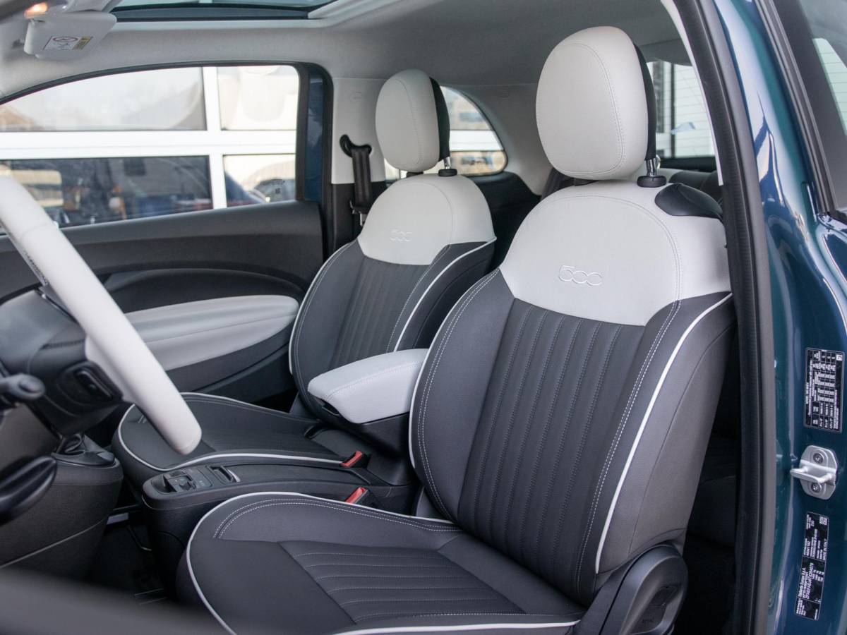 Fiat 500 Fiat 500 Hybrid La Prima | Clima | LED | PDC | JBL Premium Audio | 17″ | Camera | Canneloni Ivory/Piombo interieur
