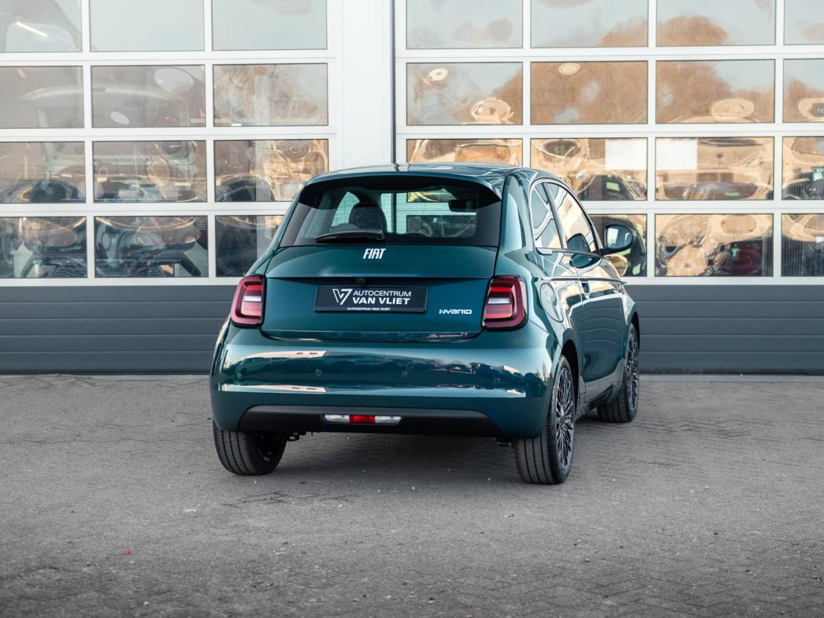 Fiat 500 Fiat 500 Hybrid La Prima | Clima | LED | PDC | JBL Premium Audio | 17″ | Camera | Canneloni Ivory/Piombo interieur