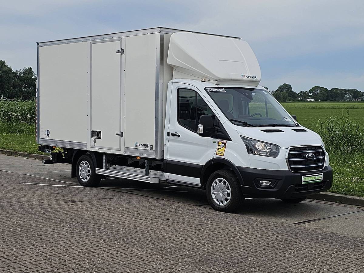 Ford E-Transit FORD E-TRANSIT bakwagen laadklep!