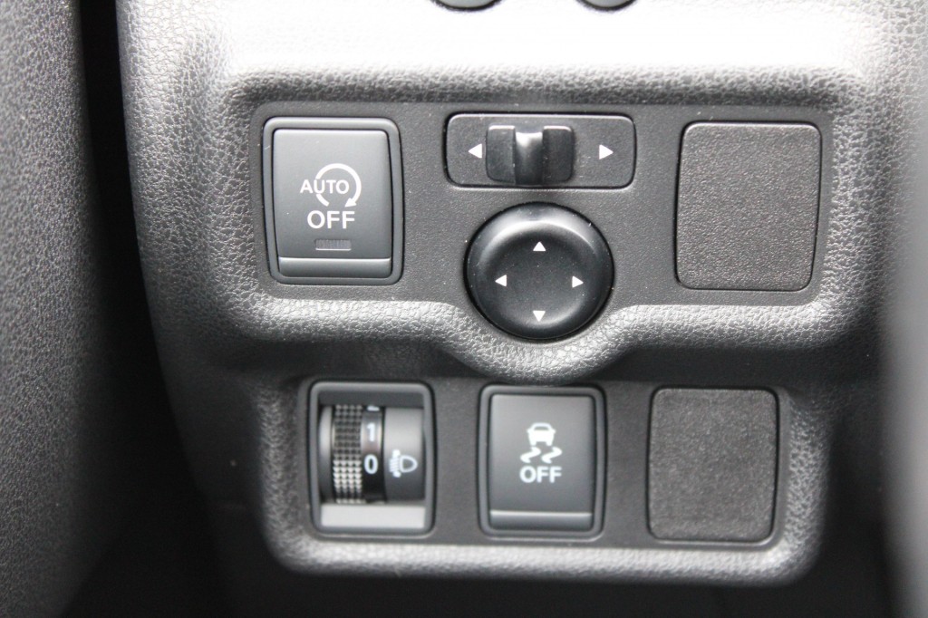 Nissan Note Nissan Note 1.2 80pk Connect Edition ECC/Cruise/Navi/Bluetooth/Trekhaak