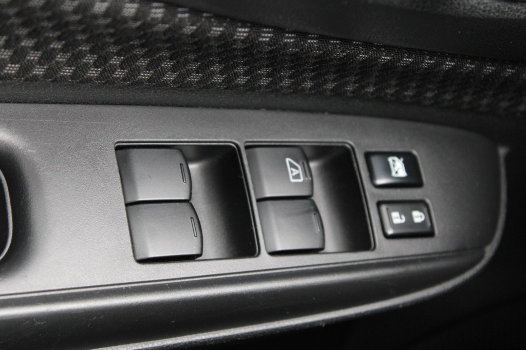 Nissan Note Nissan Note 1.2 80pk Connect Edition ECC/Cruise/Navi/Bluetooth/Trekhaak