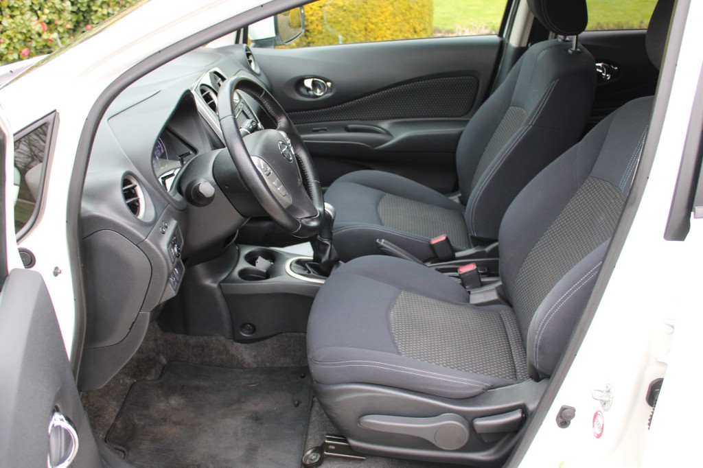 Nissan Note Nissan Note 1.2 80pk Connect Edition ECC/Cruise/Navi/Bluetooth/Trekhaak