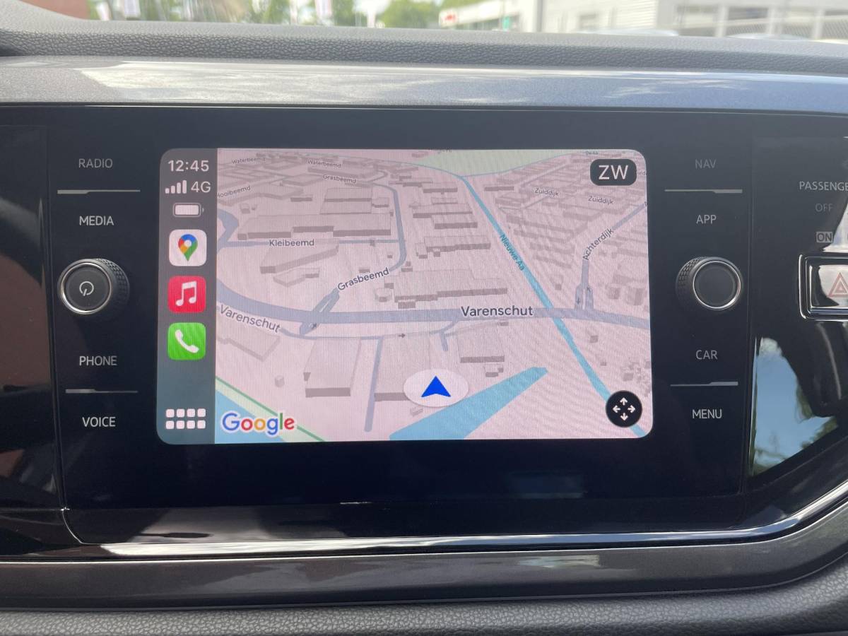 Volkswagen Polo Volkswagen Polo 1.0 TSI 110pk DSG Highline Navigatie Apple Carplay Android Auto Parkeersensoren Adaptive Cruise Control Stoelverwarming Getinte ramen Climatronic
