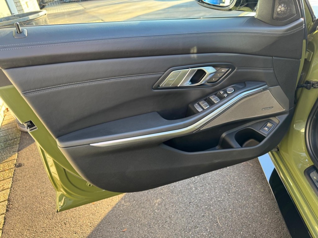 BMW M3 Bmw M3 M3 COMPETITION Individual Trackpack Keramisch H&K Schaalstoelen ACC Rijklaar!
