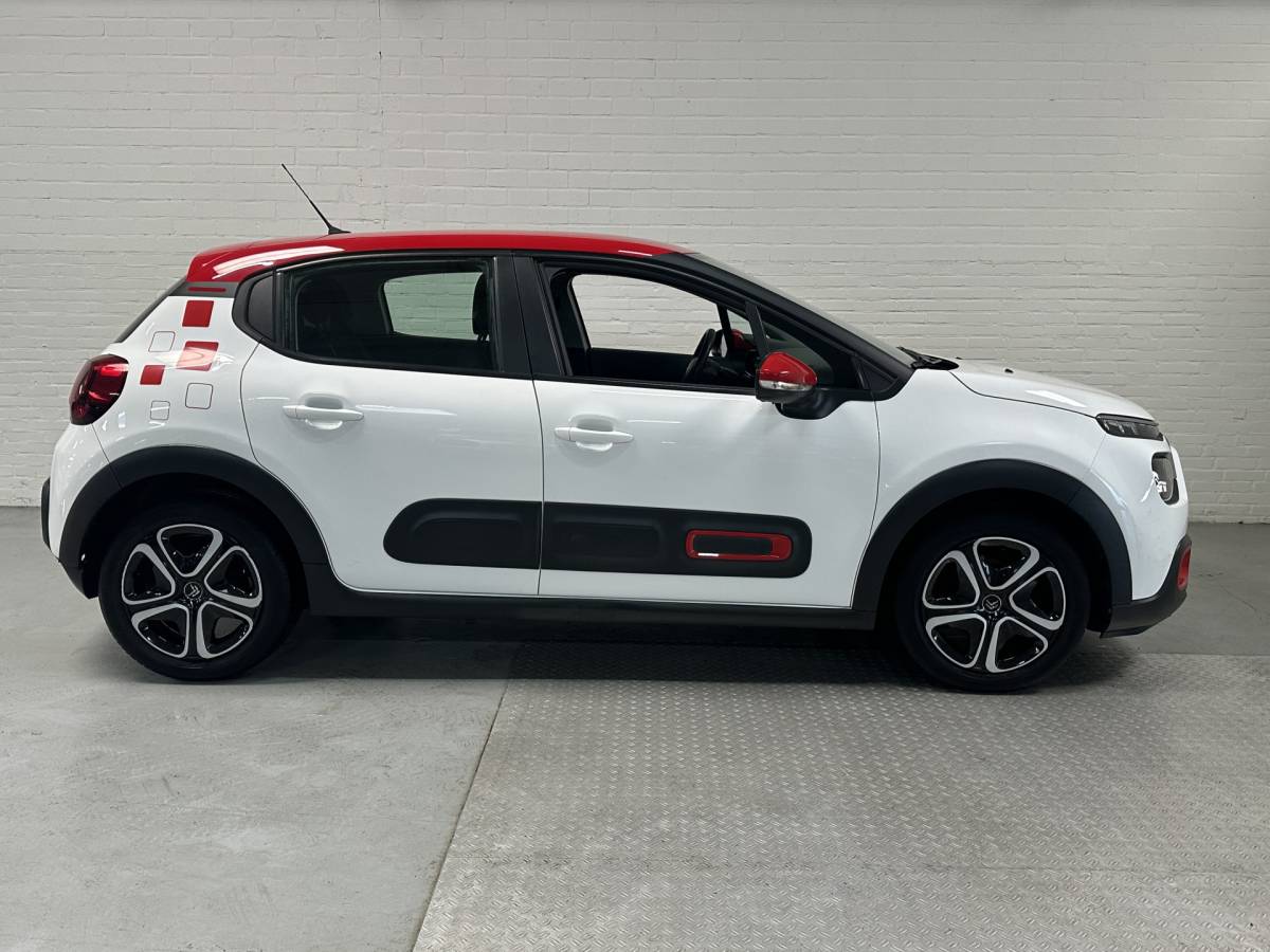Citroën C3 Citroën C3 1.2 PureTech CLIMA /CRUISE / START-STOP Dealer onderhouden!!! 6 maanden garantie !!!
