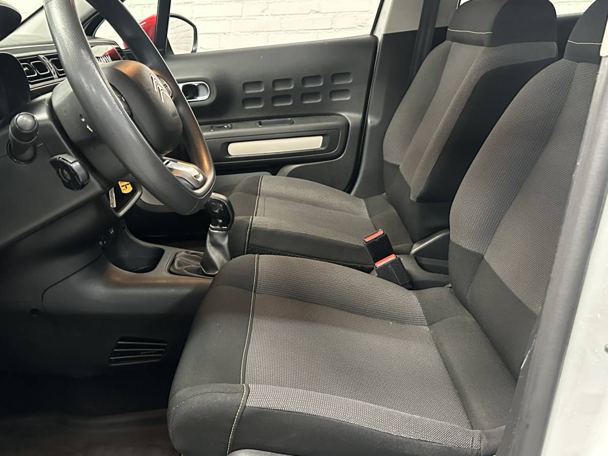 Citroën C3 Citroën C3 1.2 PureTech CLIMA /CRUISE / START-STOP Dealer onderhouden!!! 6 maanden garantie !!!