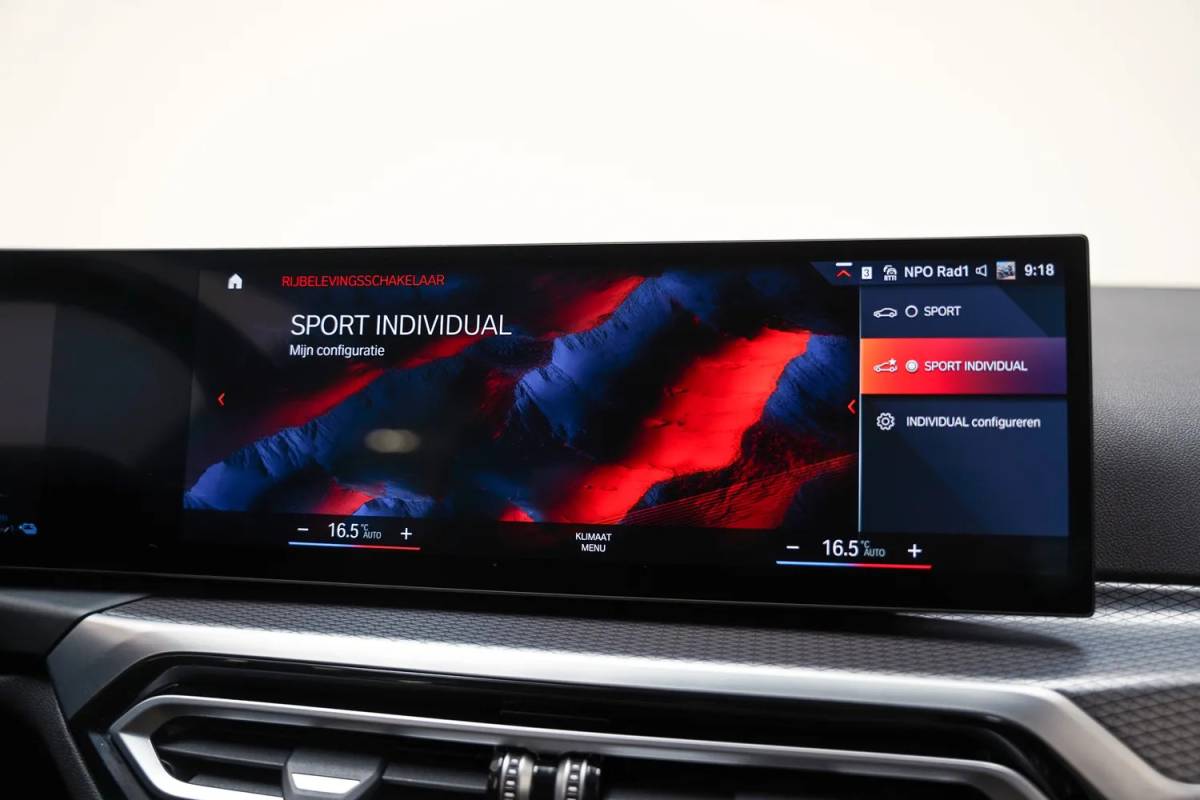 BMW 3 Serie BMW 3-serie 320e M Sport High Executive Shadow Facelift  [ Pano Navi Apple / Android HiFi Leder Camera ]