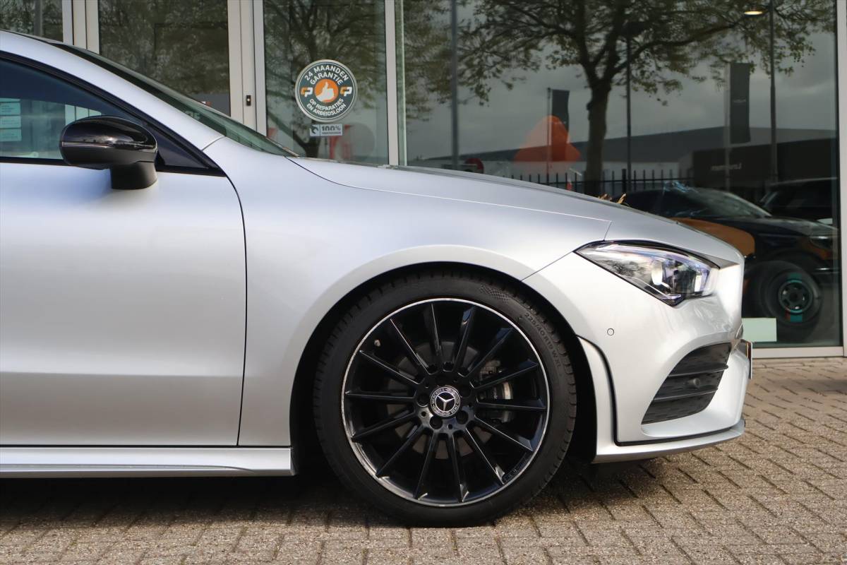 Mercedes-Benz CLA Mercedes CLA Coupé 180 AMG-Line 136pk | Carplay | Cruise | Climate | Navigatie | Sfeer | Stoelverwarming | Camera | Virtual