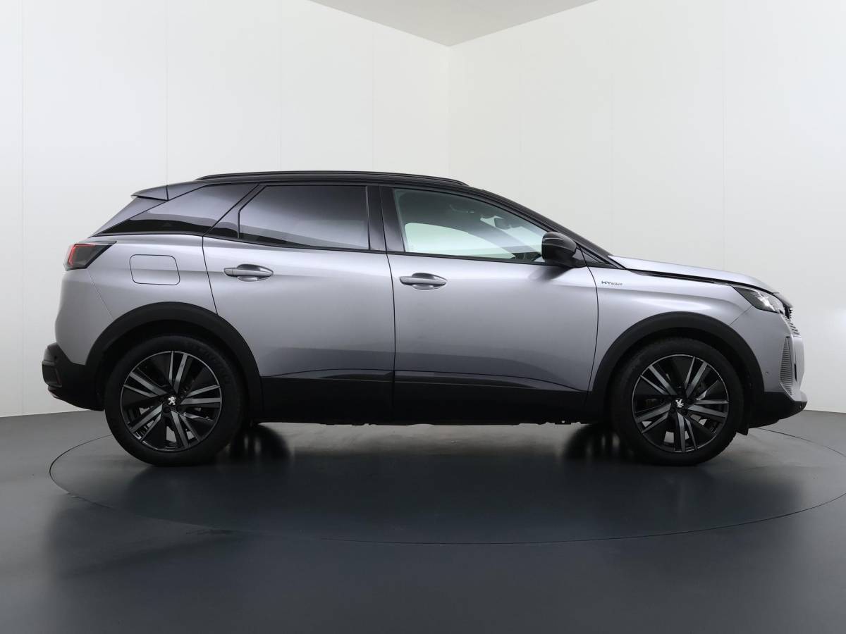 Peugeot 3008 Peugeot 3008 1.6 HYbrid 225 GT PHEV | BLACK OPTIC| FOCAL AUDIO| STOELVERWARMING| CAMERA VOOR+ ACHTER| ADAPTIVE CRUISE CONTROL| DODE HOEK SENSOR| ELEK. ACHTERKLEP| STANDKACHEL