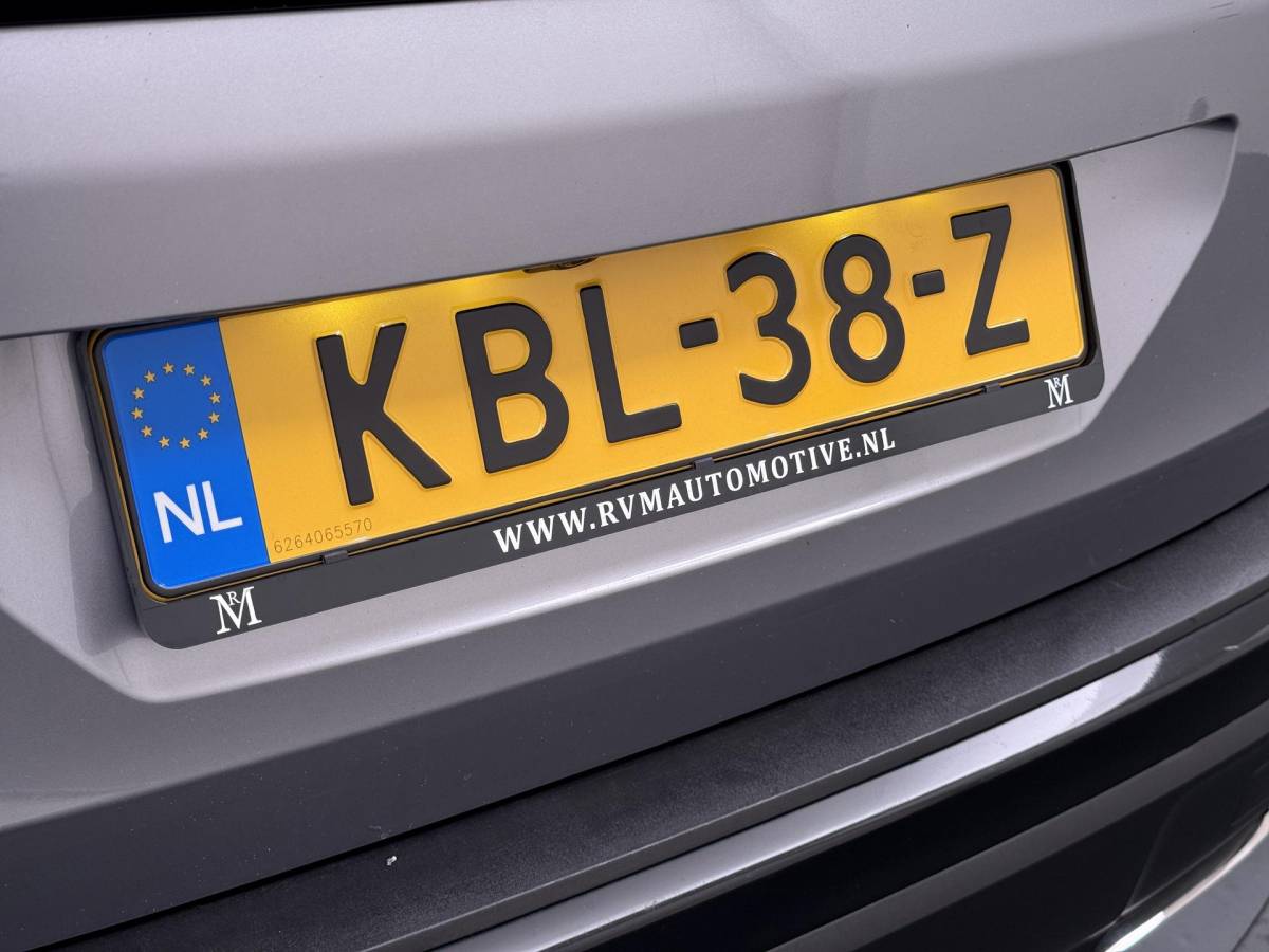 Peugeot 3008 Peugeot 3008 1.6 HYbrid 225 GT PHEV | BLACK OPTIC| FOCAL AUDIO| STOELVERWARMING| CAMERA VOOR+ ACHTER| ADAPTIVE CRUISE CONTROL| DODE HOEK SENSOR| ELEK. ACHTERKLEP| STANDKACHEL