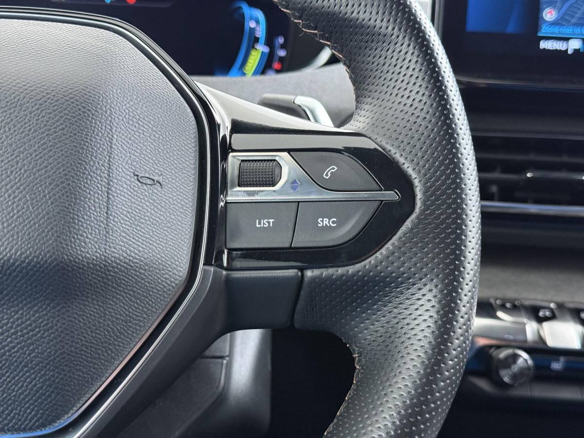 Peugeot 3008 Peugeot 3008 1.6 HYbrid 225 GT PHEV | BLACK OPTIC| FOCAL AUDIO| STOELVERWARMING| CAMERA VOOR+ ACHTER| ADAPTIVE CRUISE CONTROL| DODE HOEK SENSOR| ELEK. ACHTERKLEP| STANDKACHEL