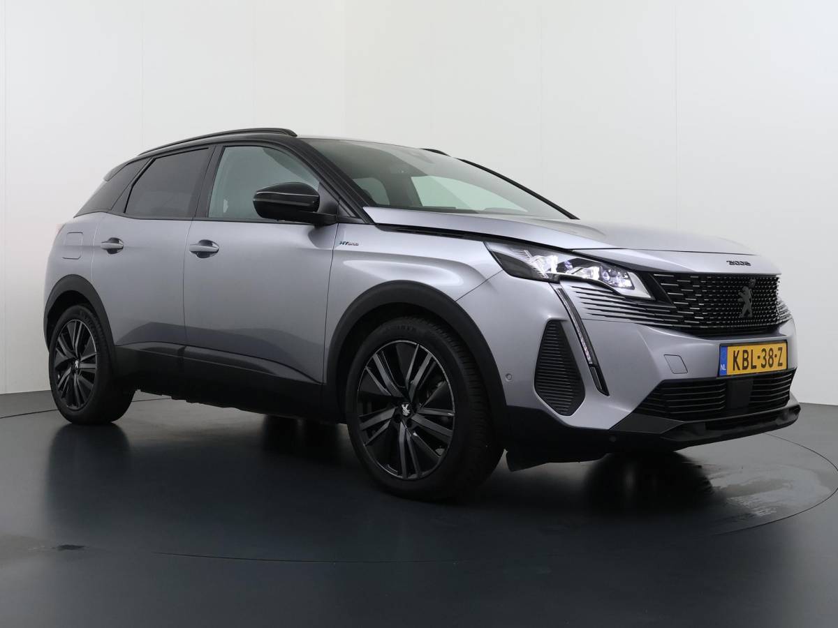 Peugeot 3008 Peugeot 3008 1.6 HYbrid 225 GT PHEV | BLACK OPTIC| FOCAL AUDIO| STOELVERWARMING| CAMERA VOOR+ ACHTER| ADAPTIVE CRUISE CONTROL| DODE HOEK SENSOR| ELEK. ACHTERKLEP| STANDKACHEL