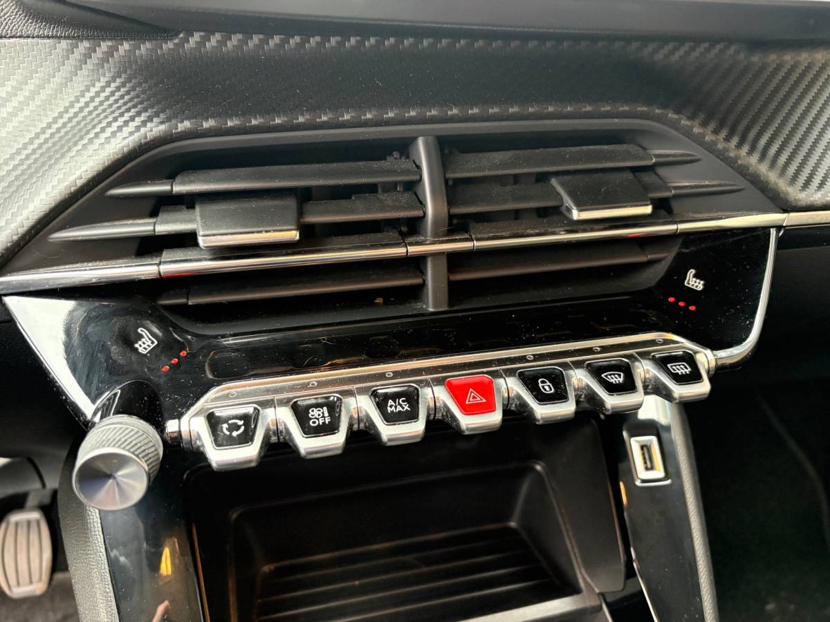 Peugeot 208 Peugeot 208 1.5 BlueHDi Blue Lease Allure|Carplay|PDC