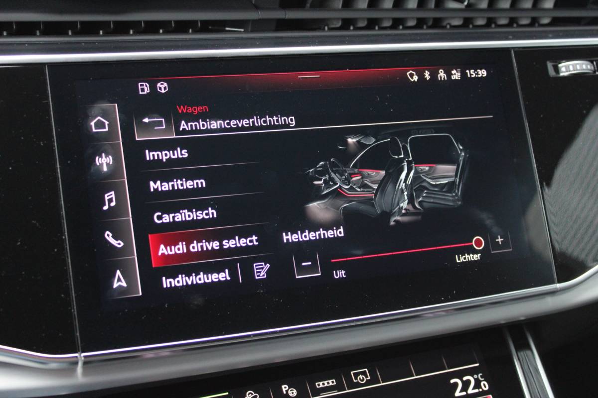 Audi Q7 Audi Q7 55 TFSI e quattro S-Line Full-LED Panoramadak Elek-Trekhaak RS-Zetels