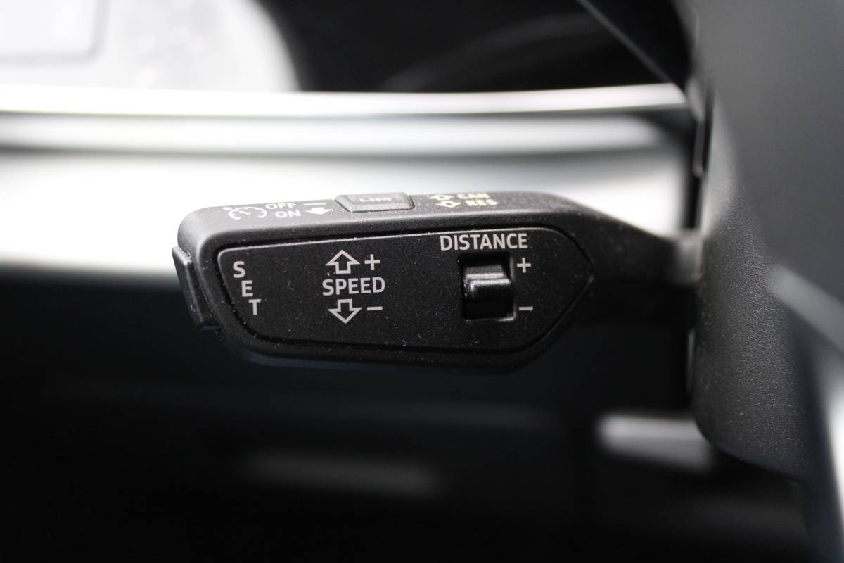 Audi Q7 Audi Q7 55 TFSI e quattro S-Line Full-LED Panoramadak Elek-Trekhaak RS-Zetels