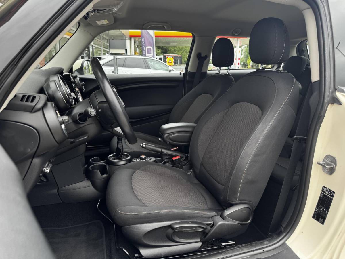 MINI One Mini Mini 1.2 One Business|17″JCW|Navi|Iso|NAP|6-Bak|BTaudio