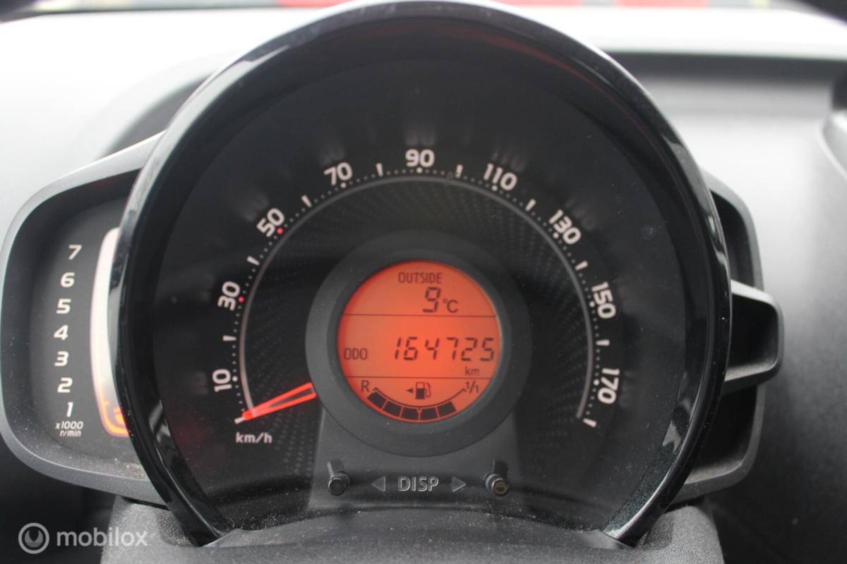 Toyota Aygo Toyota Aygo 1.0 VVT-i X-play Airco/Carplay/Camera/Led/NAP