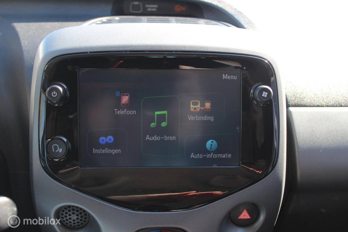 Toyota Aygo Toyota Aygo 1.0 VVT-i X-play Airco/Carplay/Camera/Led/NAP