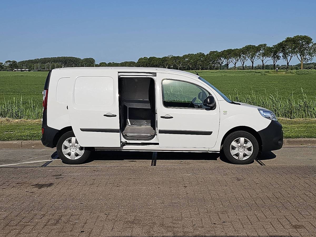 Renault Kangoo RENAULT KANGOO MAXI 1.5 DCI 3-zit 95pk euro6 xl!