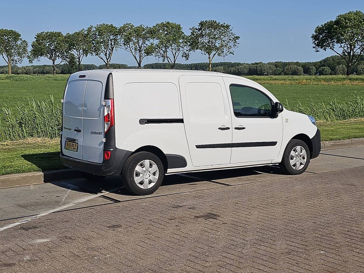Renault Kangoo RENAULT KANGOO MAXI 1.5 DCI 3-zit 95pk euro6 xl!