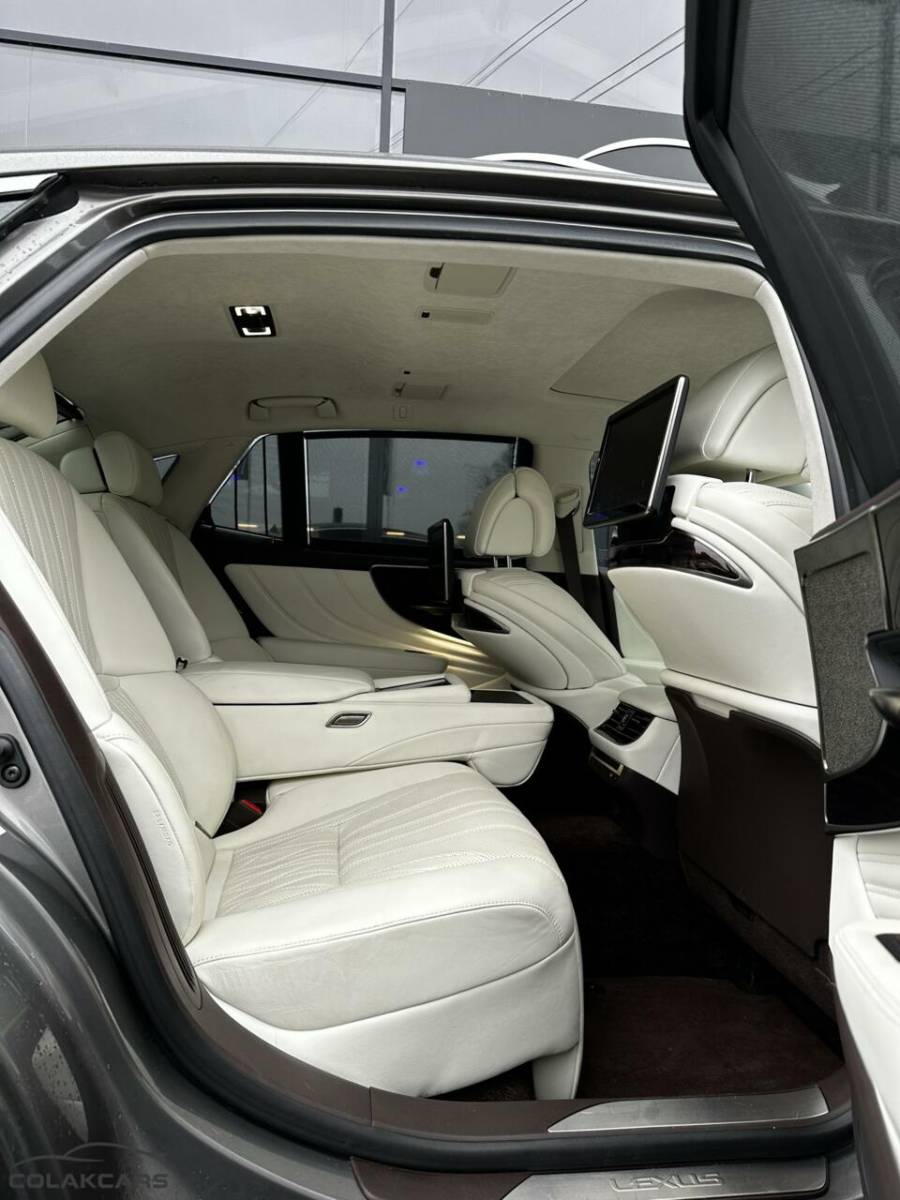 Lexus LS Lexus LS 500h AWD President Line Massage 43KM Garanti