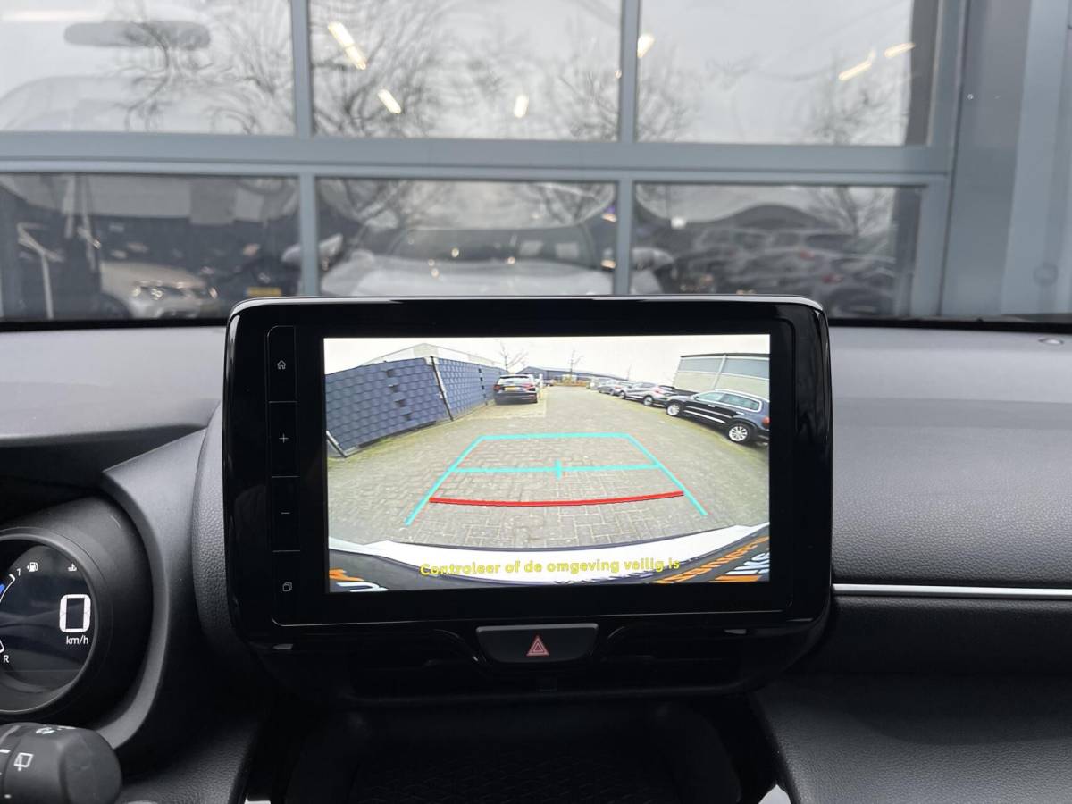 Toyota Yaris Cross Toyota Yaris Cross 1.5 Hybrid Dynamic KEYLESS|CAMERA|LED KOPLAMPEN|CARPLAY|NAVIGATIE|DEALER ONDERHOUDEN