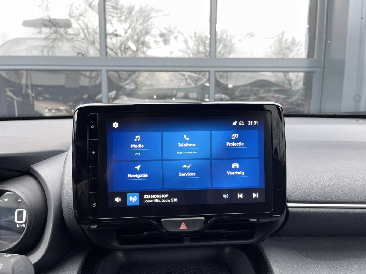Toyota Yaris Cross Toyota Yaris Cross 1.5 Hybrid Dynamic KEYLESS|CAMERA|LED KOPLAMPEN|CARPLAY|NAVIGATIE|DEALER ONDERHOUDEN