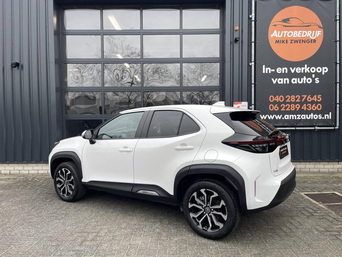 Toyota Yaris Cross Toyota Yaris Cross 1.5 Hybrid Dynamic KEYLESS|CAMERA|LED KOPLAMPEN|CARPLAY|NAVIGATIE|DEALER ONDERHOUDEN
