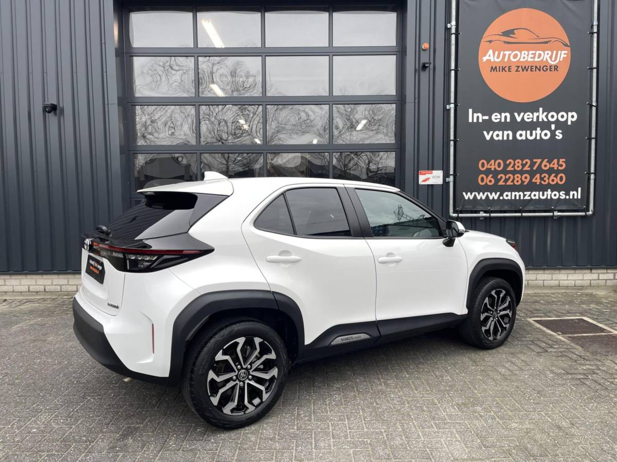 Toyota Yaris Cross Toyota Yaris Cross 1.5 Hybrid Dynamic KEYLESS|CAMERA|LED KOPLAMPEN|CARPLAY|NAVIGATIE|DEALER ONDERHOUDEN
