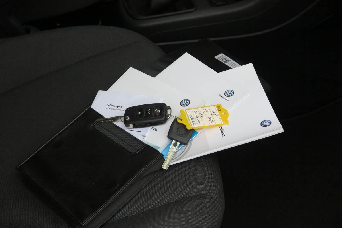 Volkswagen up! Volkswagen Up! 1.0 BMT 44kw 60pk move up! ,Bleutooth telefoon, Lichtmetalen velgen 17″, Led ,Navi via Maps & more , Cruisecontrol tegen €500,- meerprijs