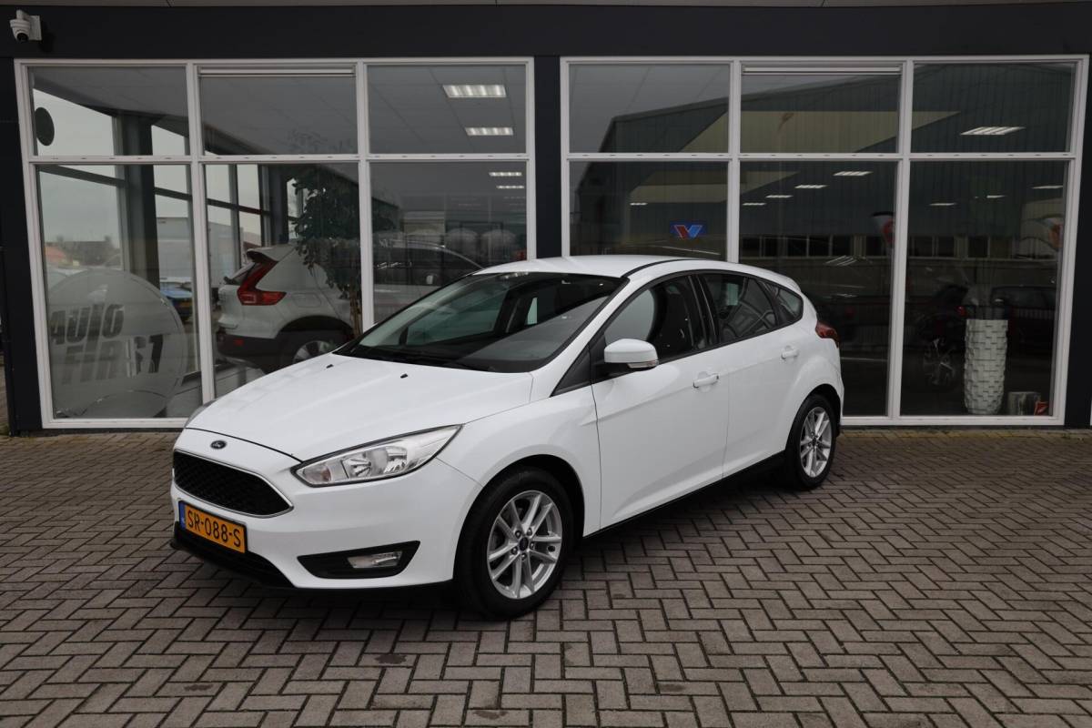 Ford Focus Ford Focus 1.0 Lease Edition|Nieuwe APK!|Cruise|Airco|Navi|