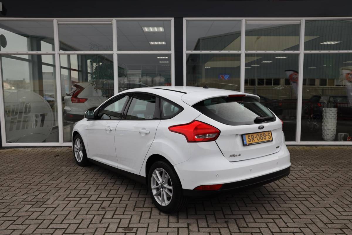 Ford Focus Ford Focus 1.0 Lease Edition|Nieuwe APK!|Cruise|Airco|Navi|