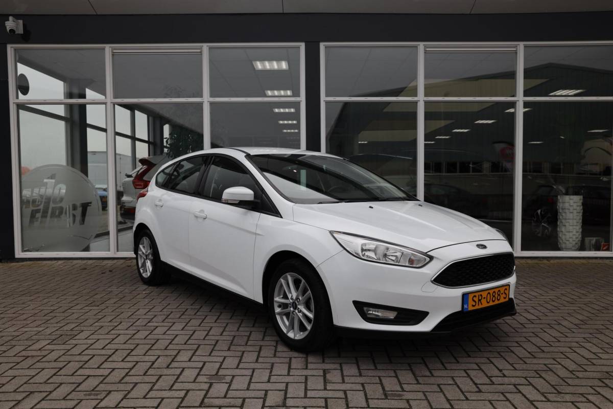 Ford Focus Ford Focus 1.0 Lease Edition|Nieuwe APK!|Cruise|Airco|Navi|