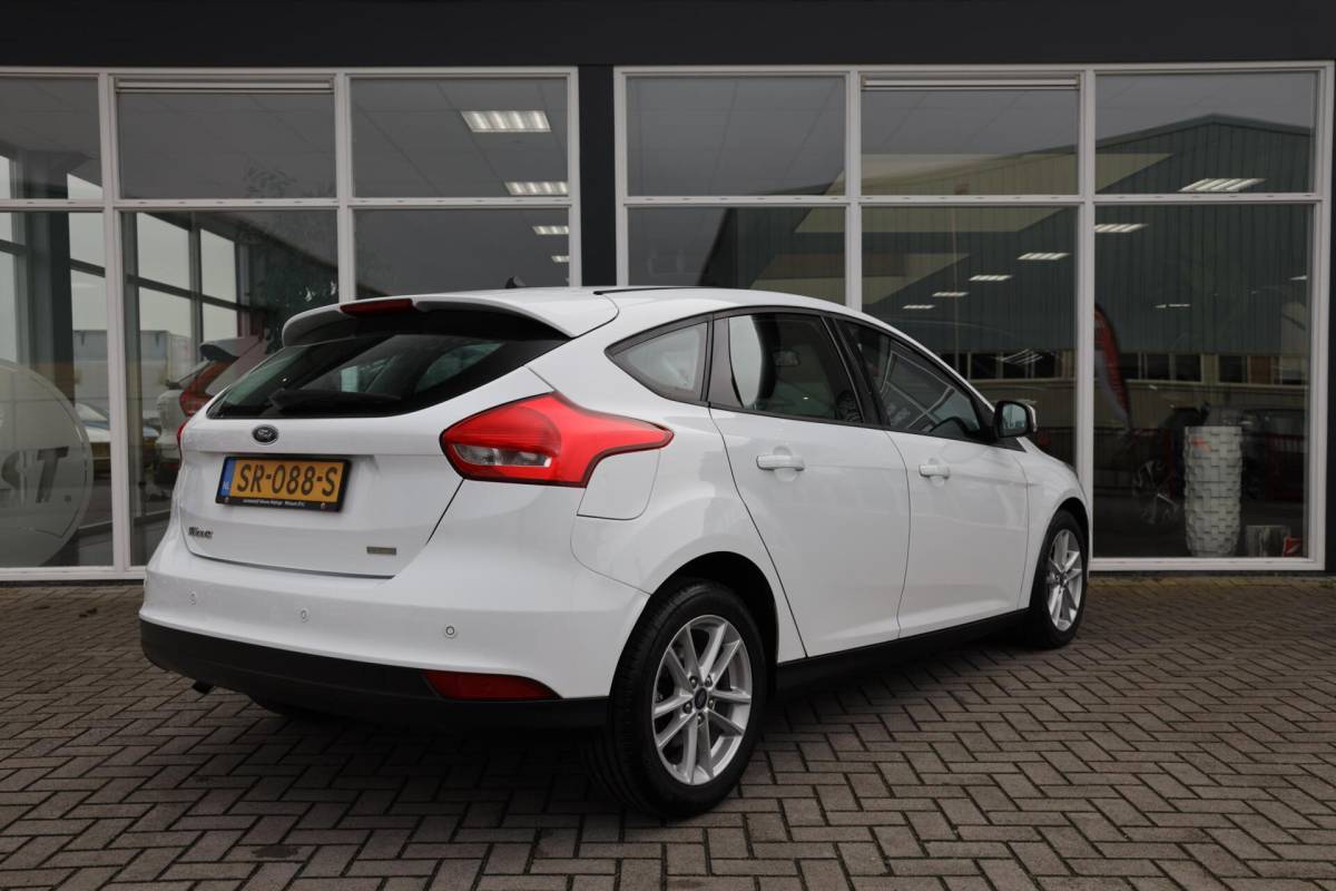 Ford Focus Ford Focus 1.0 Lease Edition|Nieuwe APK!|Cruise|Airco|Navi|