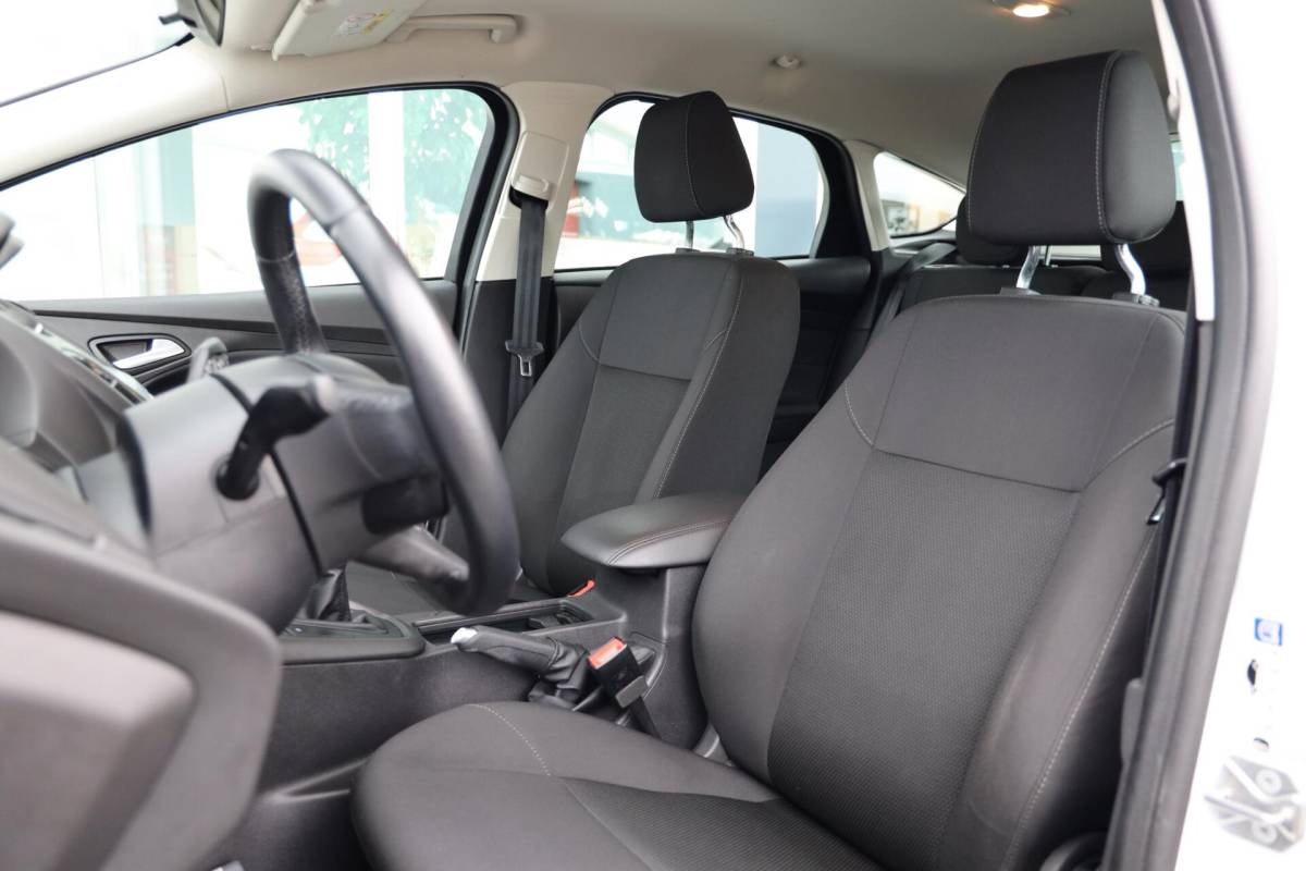 Ford Focus Ford Focus 1.0 Lease Edition|Nieuwe APK!|Cruise|Airco|Navi|