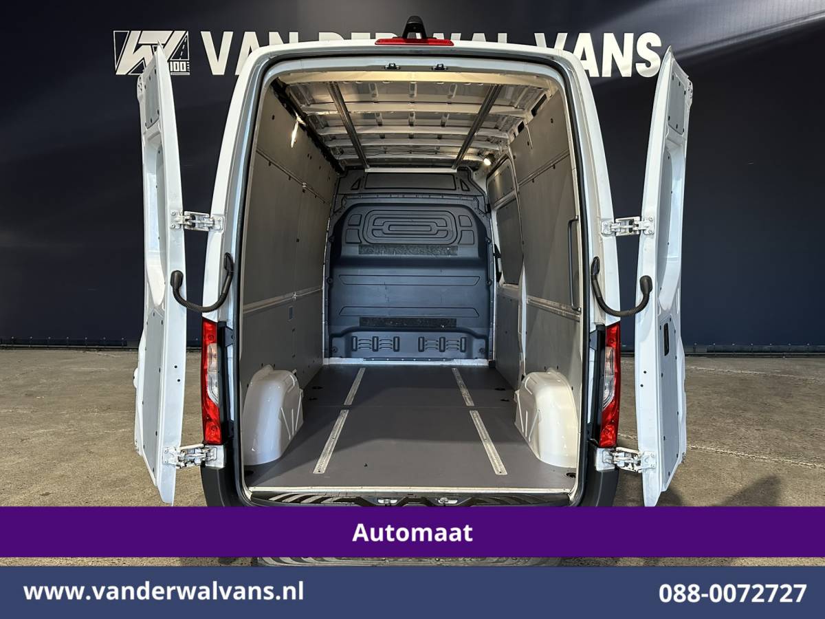 Mercedes-Benz Sprinter Mercedes-Benz Sprinter 315 CDI 150pk 9G-Tronic Automaat L2H2 Euro6 Airco | Camera | Apple Carplay | Chauffeursstoel Android Auto