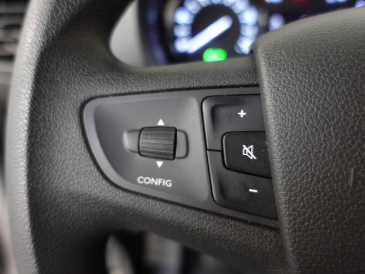 Toyota ProAce Toyota PROACE Shuttle 1.5 D-4D Navigator Long L3H1 9persoons PERSONENBUS Navigatie Parkeersensoren Carplay Cruise Control DAB