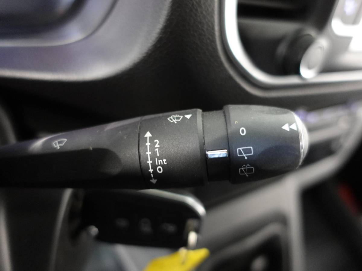 Toyota ProAce Toyota PROACE Shuttle 1.5 D-4D Navigator Long L3H1 9persoons PERSONENBUS Navigatie Parkeersensoren Carplay Cruise Control DAB