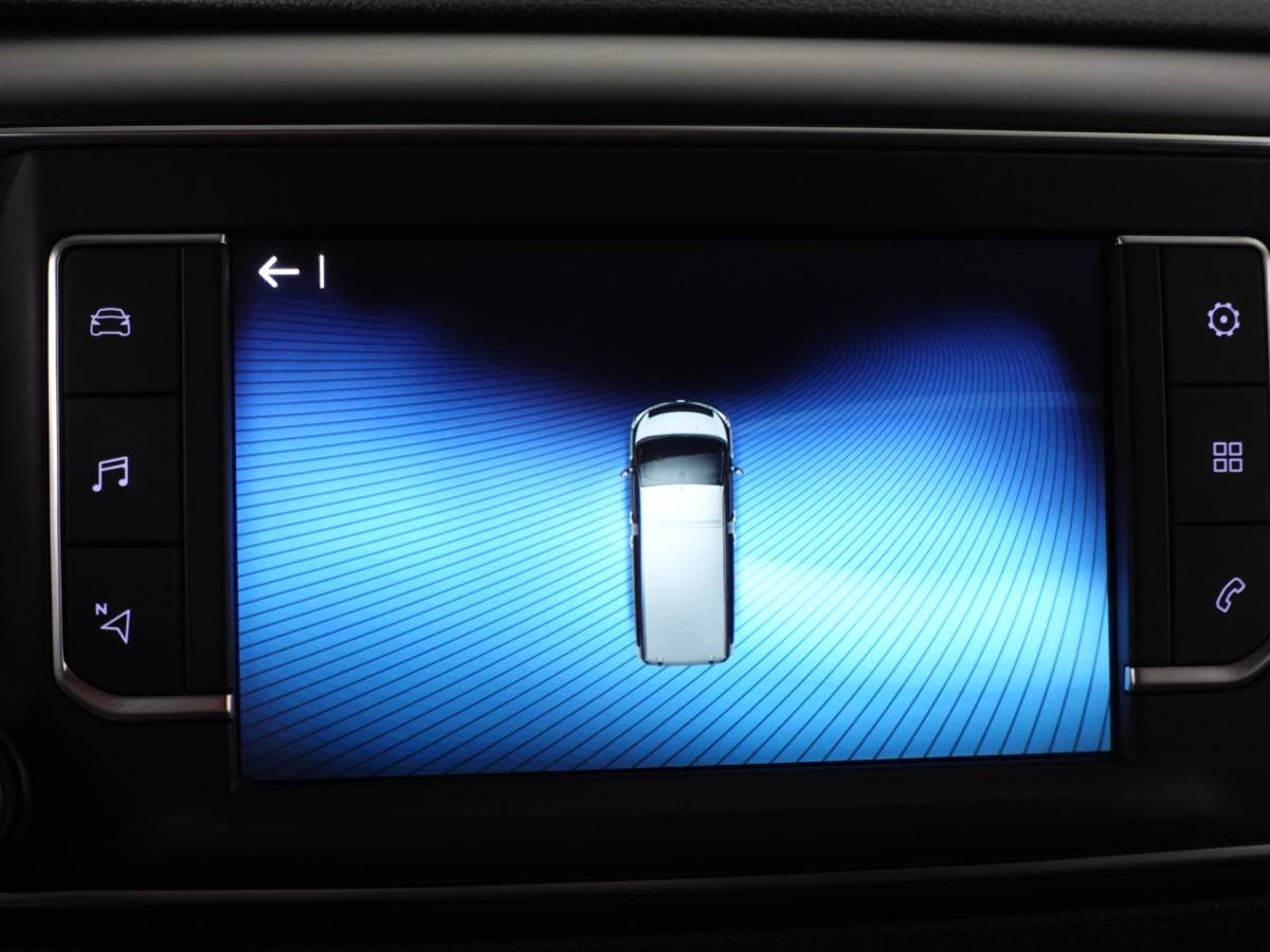 Toyota ProAce Toyota PROACE Shuttle 1.5 D-4D Navigator Long L3H1 9persoons PERSONENBUS Navigatie Parkeersensoren Carplay Cruise Control DAB