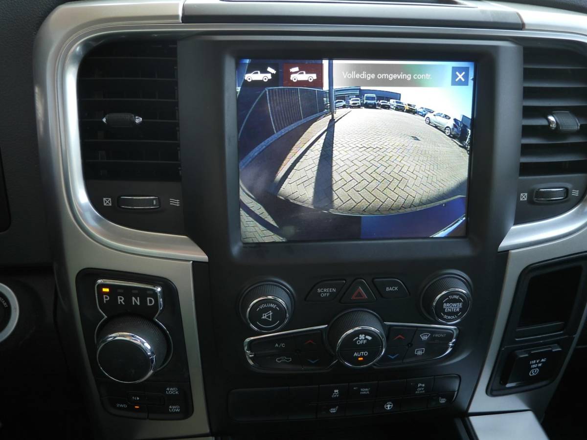 Dodge Ram 1500 Dodge Ram 1500 5.7 V8 4×4 Crew Cab 5’7 Sport | Dubbele cabine | 3500KG Trekgewicht | Camera voor en achter | Sidesteps | Climate control | Trekhaak | Navigatie | Stoel en stuurverwarming
