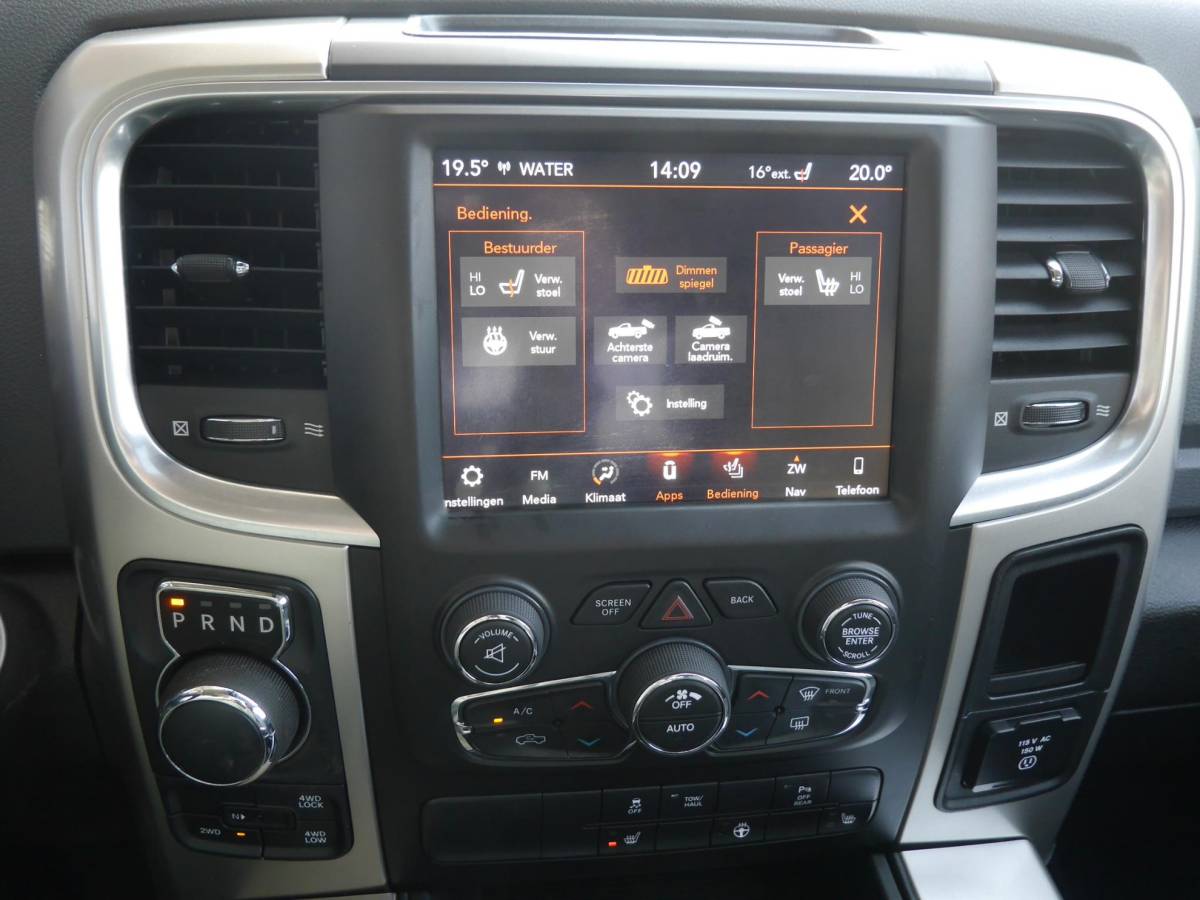 Dodge Ram 1500 Dodge Ram 1500 5.7 V8 4×4 Crew Cab 5’7 Sport | Dubbele cabine | 3500KG Trekgewicht | Camera voor en achter | Sidesteps | Climate control | Trekhaak | Navigatie | Stoel en stuurverwarming