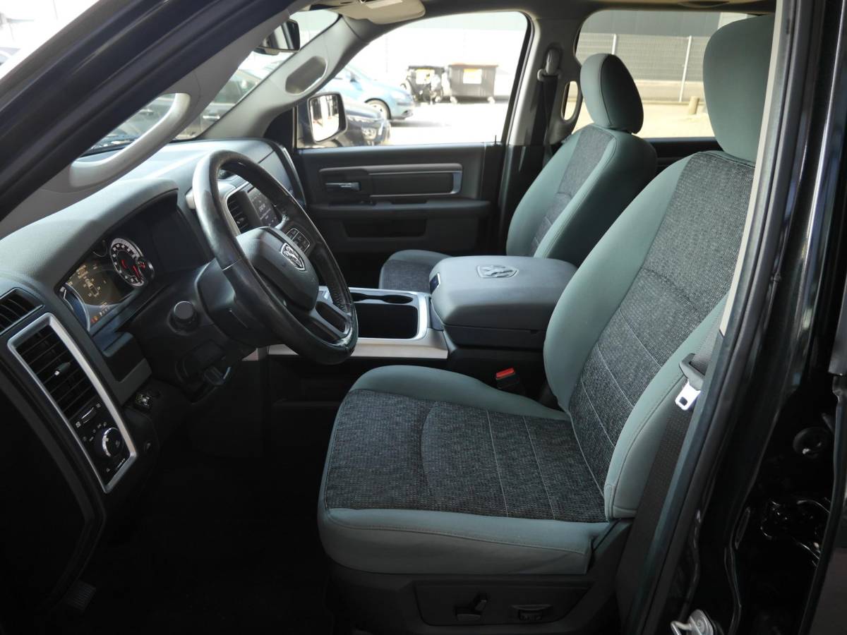 Dodge Ram 1500 Dodge Ram 1500 5.7 V8 4×4 Crew Cab 5’7 Sport | Dubbele cabine | 3500KG Trekgewicht | Camera voor en achter | Sidesteps | Climate control | Trekhaak | Navigatie | Stoel en stuurverwarming