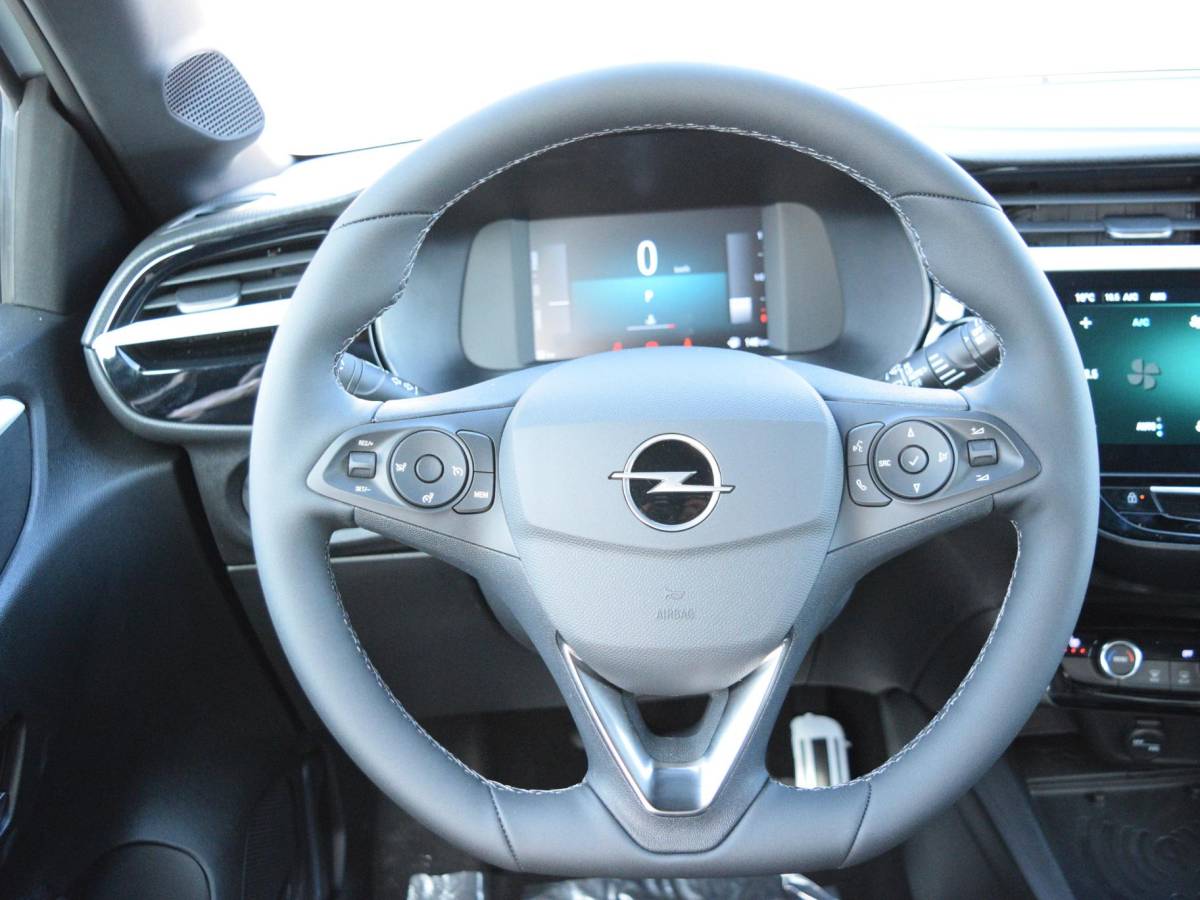 Opel Corsa Opel Corsa 1.2 Turbo Hybrid GS MASSAGEFUNCTIE | CAMERA MET SENSOREN | NAVI & CARPLAY | WINTERPAKKET |