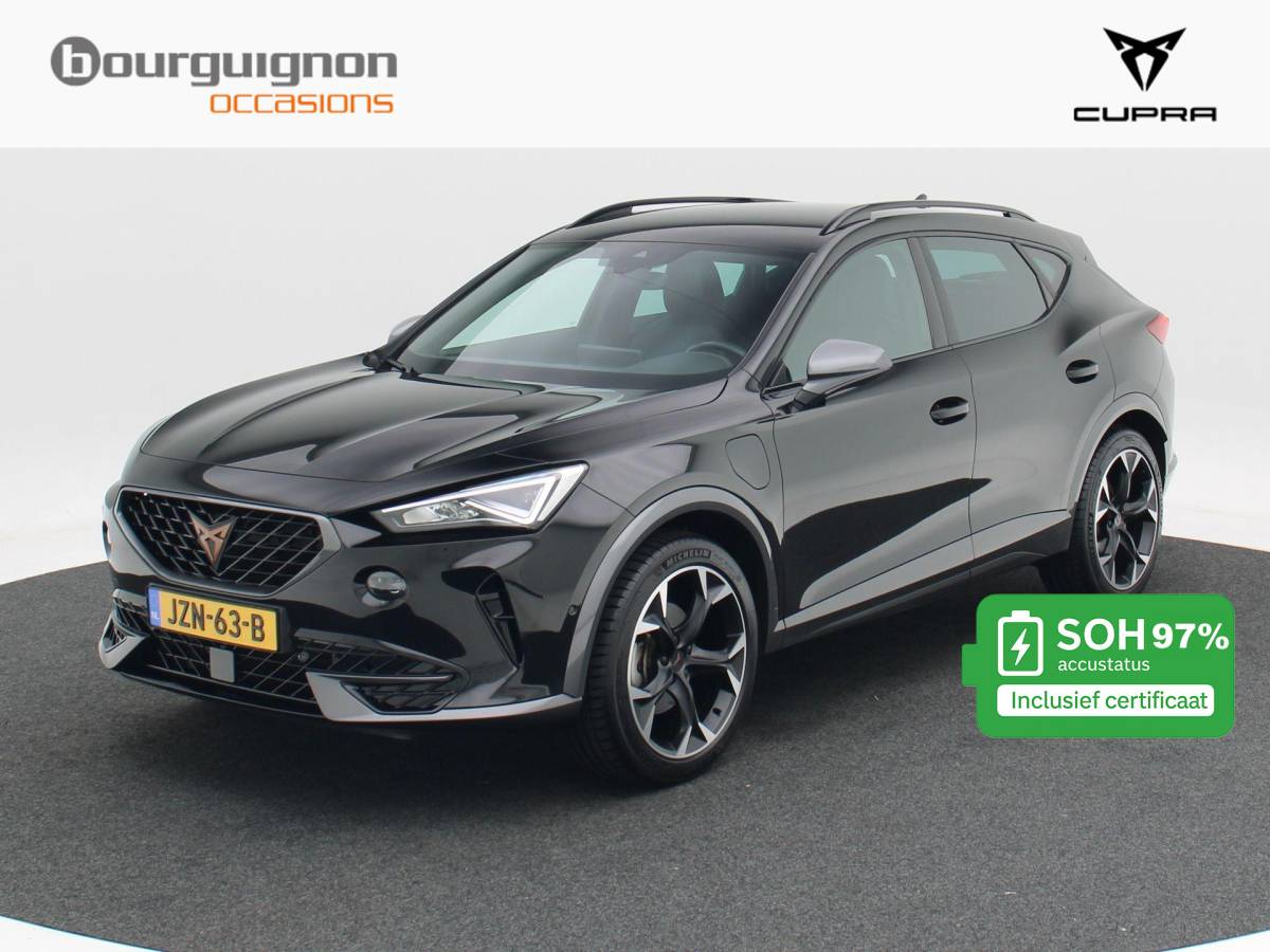 CUPRA Formentor CUPRA Formentor 1.4 e-Hybrid 204 Pk Essential | Stoel/Stuur Verwarming | Adaptive Cruise | Full LED | Navigatie | CarPlay | 19 Inch 89.657 Km !!
